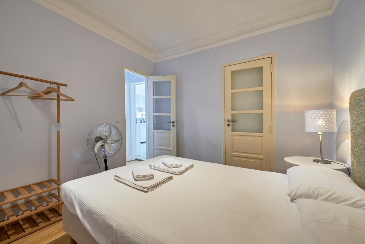 Aesthetic Riverview Apartment In Historical Lisboa Exteriör bild